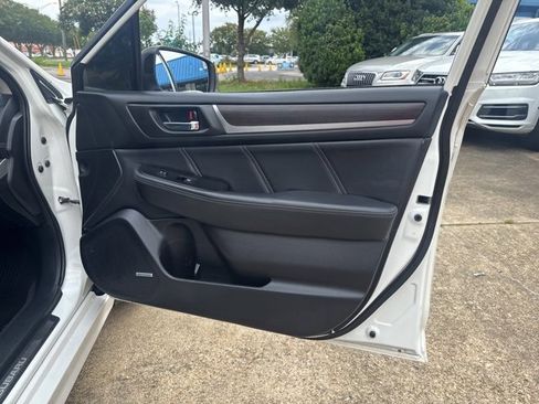 Used 2018 Subaru Legacy 2.5i Limited image 16