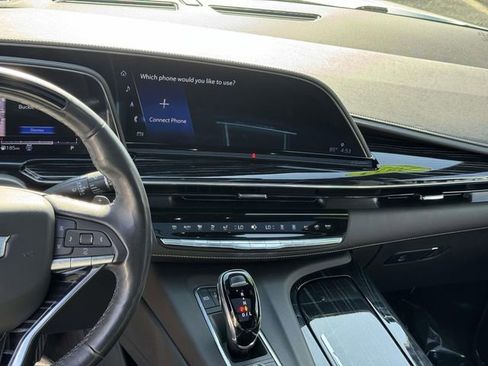 Used 2022 Cadillac Escalade Sport w/ Touring Package AWD/4WD image 22