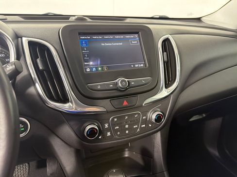 Used 2019 Chevrolet Equinox LT w/ Driver Convenience Package FWD image 16