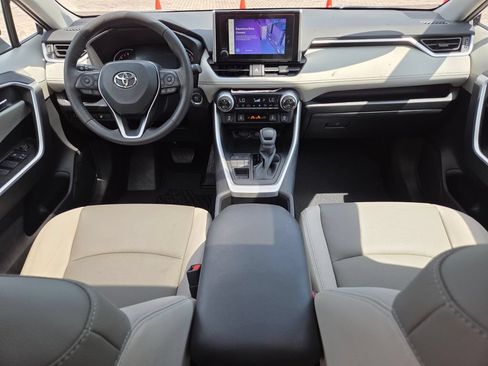 Certified 2025 Toyota RAV4 XLE w/ Convenience Package AWD/4WD image 5