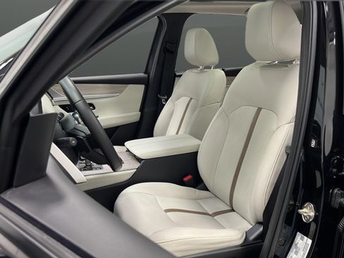 Used 2024 MAZDA CX-90 3.3 Turbo w/ Premium Plus Pkg AWD/4WD image 9