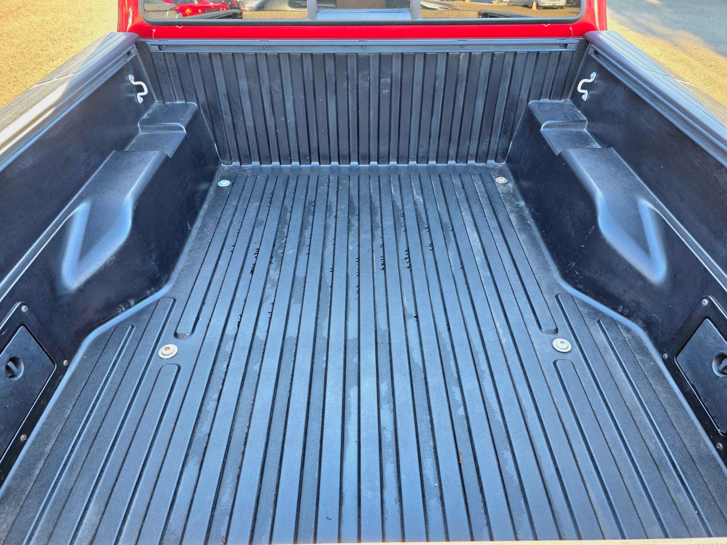 Used 2015 Toyota Tacoma 4x4 Double Cab w/ TRD Sport Package image 35