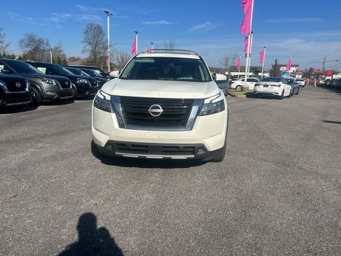 Certified 2023 Nissan Pathfinder Platinum image 7
