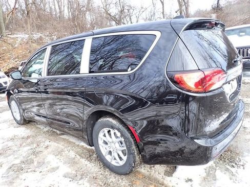 New 2026 Chrysler Voyager LX FWD image 3