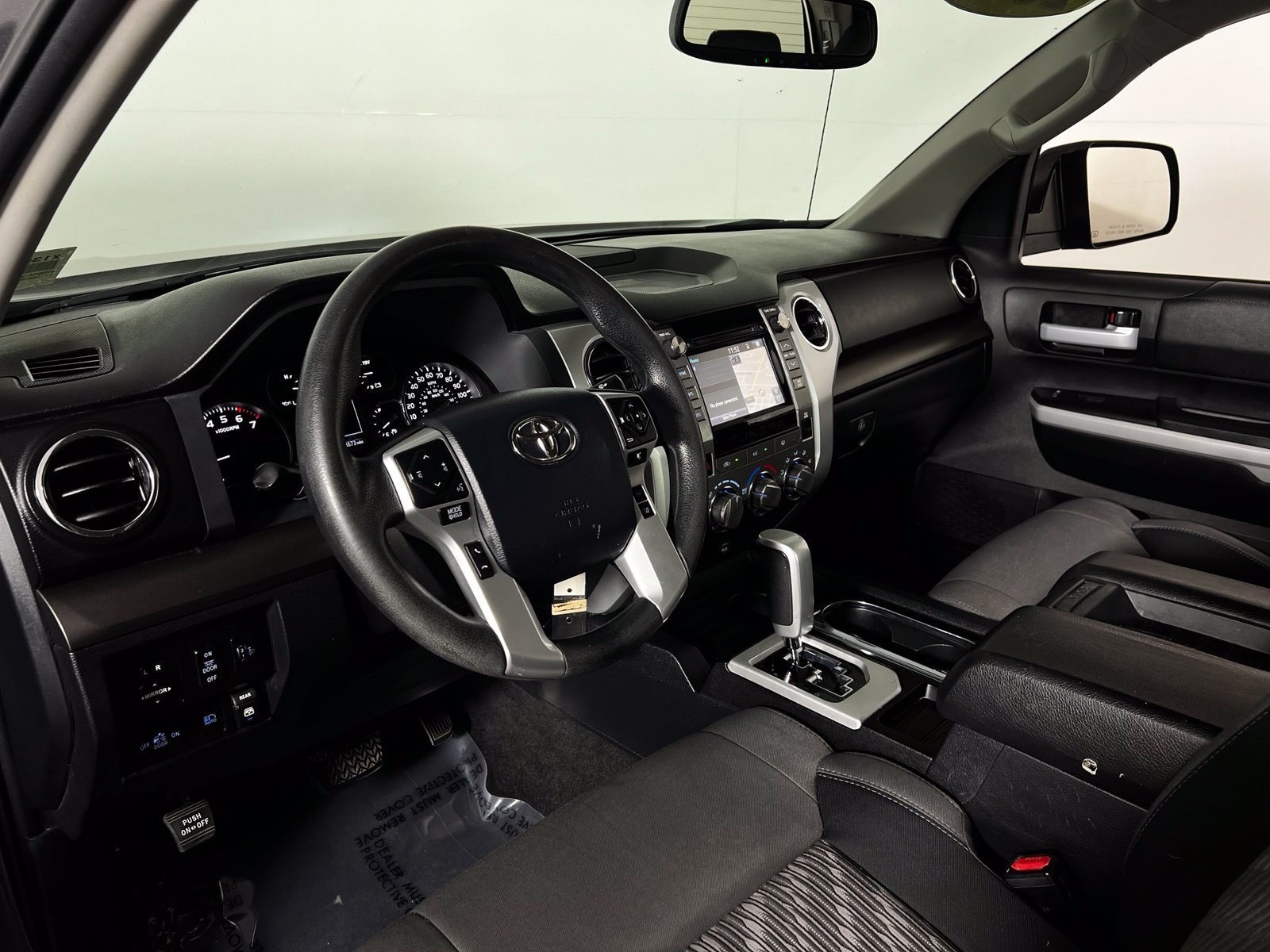 Used 2019 Toyota Tundra SR5 w/ SR5 Upgrade Package RWD image 10