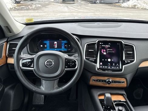 Certified 2024 Volvo XC90 B5 Plus w/ Protection Package Premier image 25