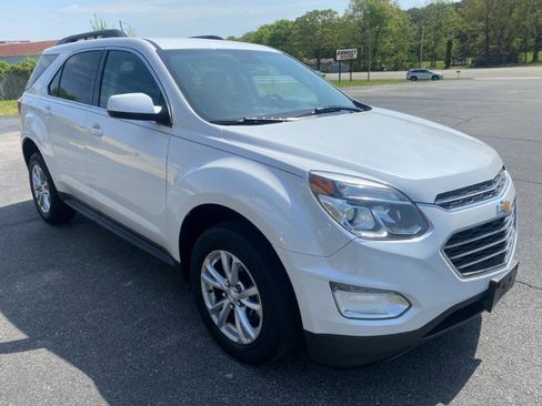 Used 2016 Chevrolet Equinox LT w/ Convenience Package image 4