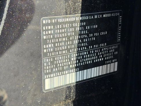 Used 2024 Volkswagen Tiguan SE w/ Panoramic Sunroof Package image 22