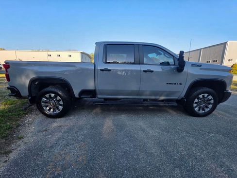 Certified 2024 Chevrolet Silverado 2500 Custom w/ Custom Value Package AWD/4WD image 6