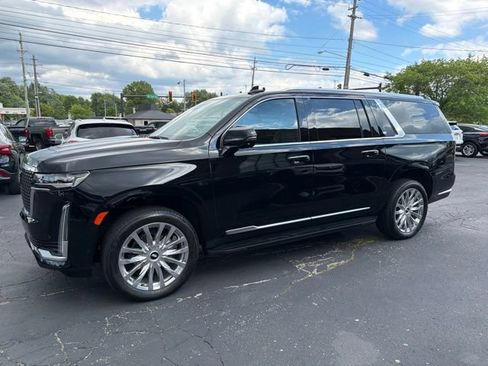 Certified 2024 Cadillac Escalade ESV Premium Luxury AWD/4WD image 3