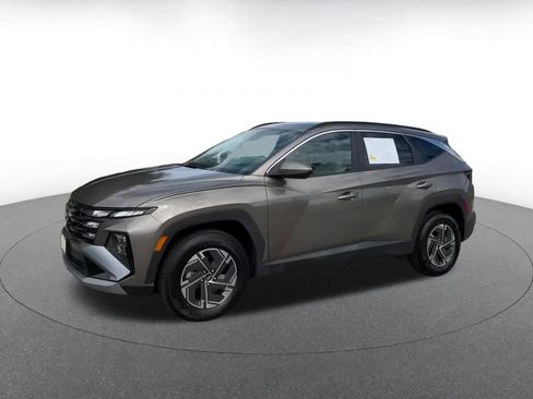 Used 2025 Hyundai Tucson Blue image 8