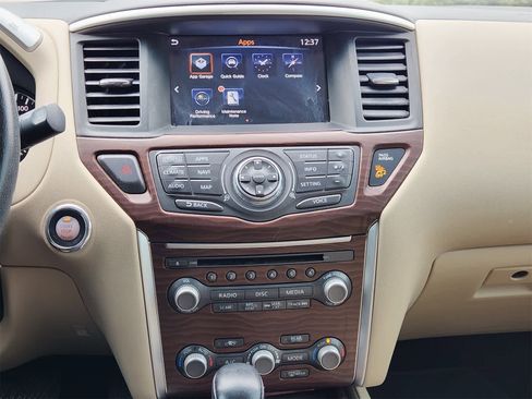 Used 2017 Nissan Pathfinder Platinum w/ Cargo Package image 17