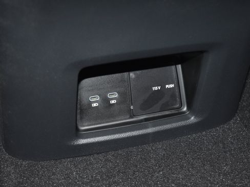 New 2026 Volkswagen Atlas SEL AWD/4WD image 16