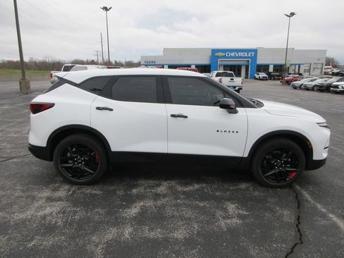 Used 2023 Chevrolet Blazer LT image 6
