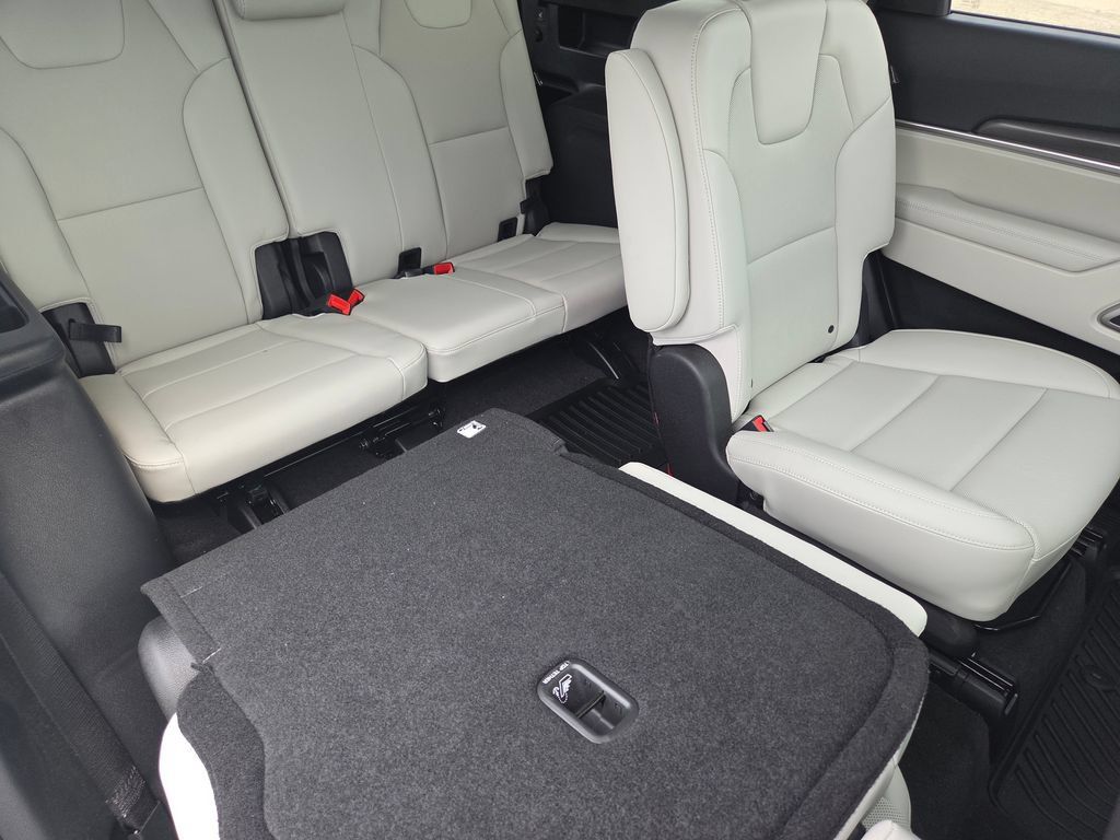 Used 2024 Kia Telluride S w/ S Sunroof Package AWD/4WD image 5