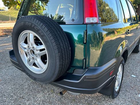 Used 1999 Honda CR-V EX image 17