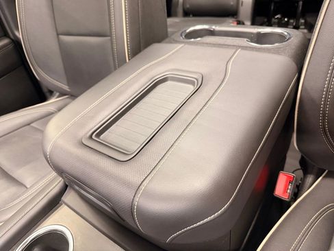 Used 2024 Chevrolet Tahoe Premier w/ Advanced Technology Package image 48