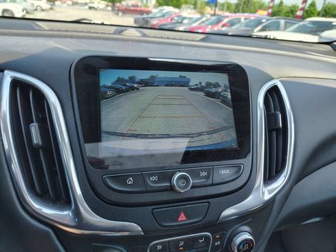 Used 2018 Chevrolet Equinox LT w/ Sun & Infotainment Package AWD/4WD image 18
