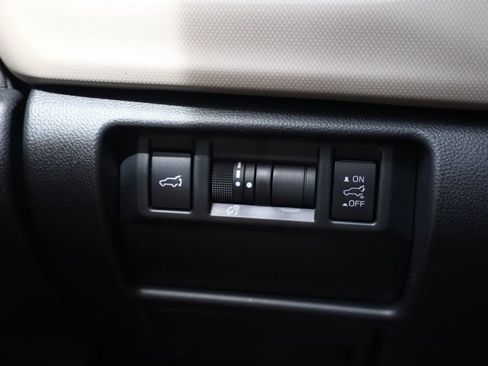 Used 2026 Subaru Forester Premium AWD/4WD image 19