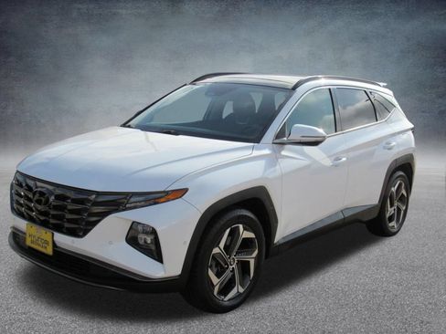 Used 2022 Hyundai Tucson Limited FWD image 2