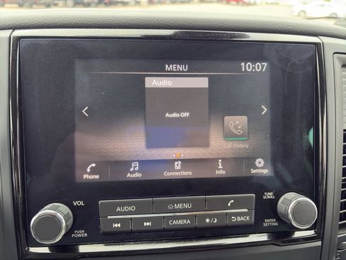 Used 2024 Nissan Titan SV w/ Accessory Utility Package image 14