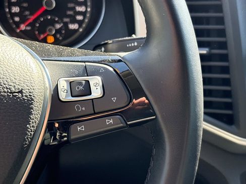 Used 2018 Volkswagen Atlas SE image 18