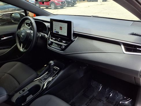Used 2024 Toyota Corolla SE w/ SE Package FWD image 22