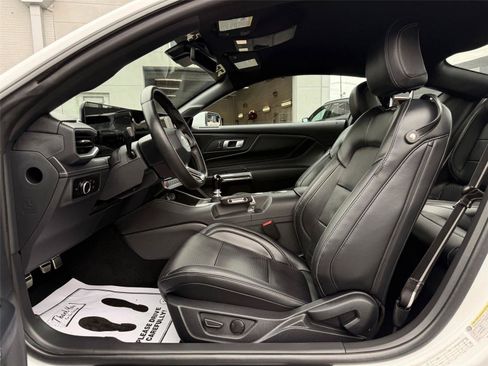 Used 2025 Ford Mustang GT Premium w/ GT Performance Package RWD image 19