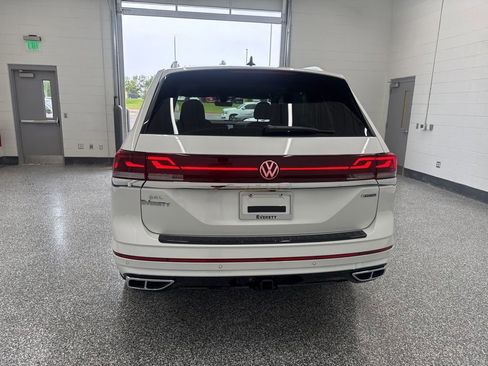 New 2026 Volkswagen Atlas SEL Premium R-Line image 3