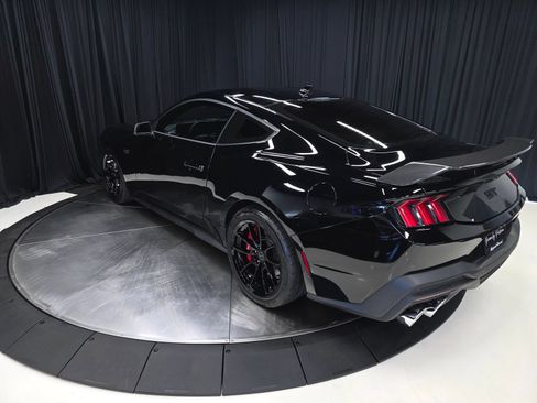 Used 2024 Ford Mustang GT Premium RWD image 13