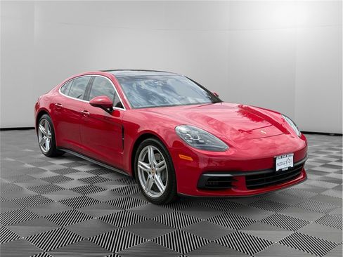 Used 2018 Porsche Panamera 4S AWD/4WD image 7