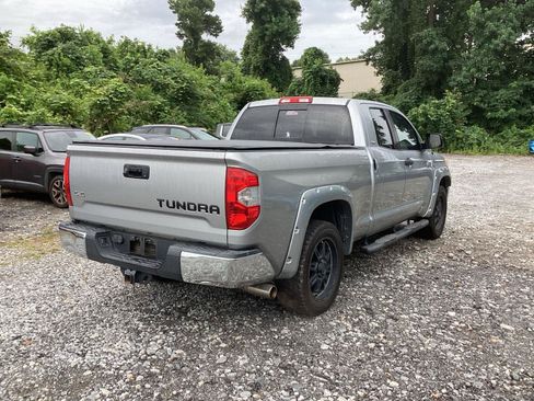 Used 2014 Toyota Tundra SR5 AWD/4WD image 4