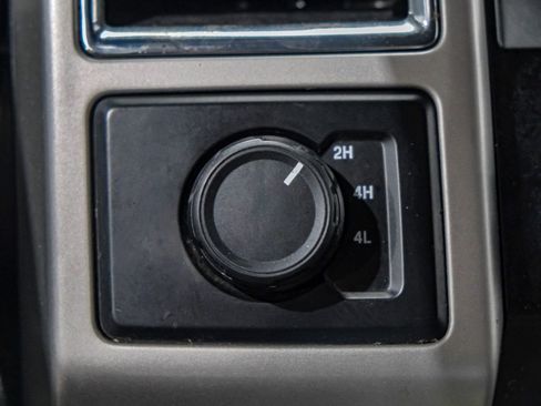 Used 2017 Ford F350 Lariat w/ Lariat Ultimate Package image 30