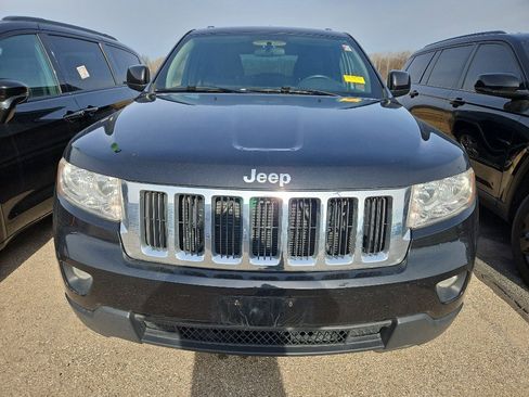 Used 2012 Jeep Grand Cherokee Laredo w/ Laredo E Group image 2
