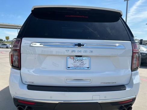 Used 2021 Chevrolet Tahoe Premier w/ Premium Package RWD image 8
