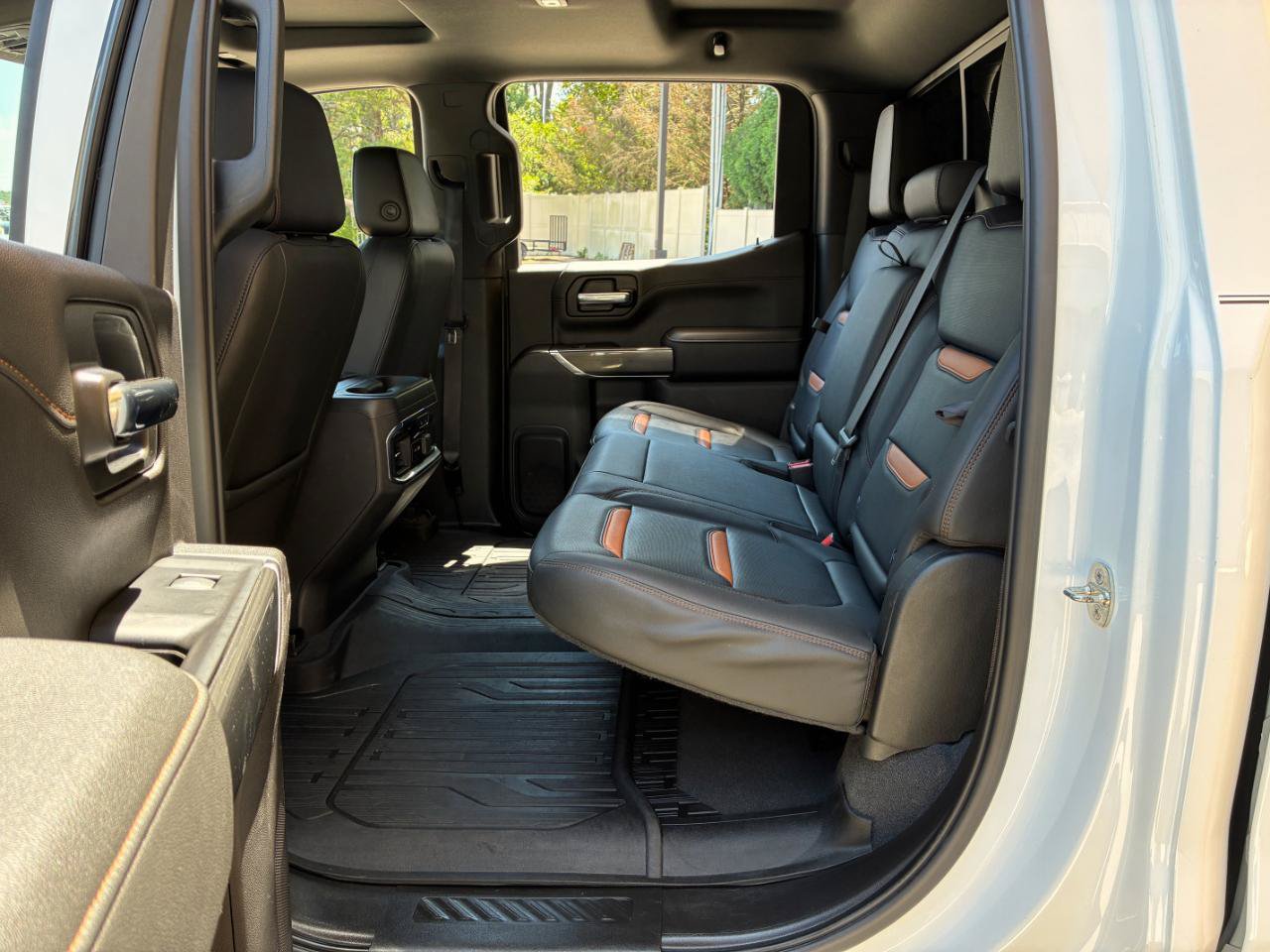 Used 2019 GMC Sierra 1500 AT4 w/ AT4 Premium Package AWD/4WD image 32