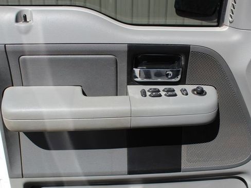 Used 2006 Ford F150 XLT image 7