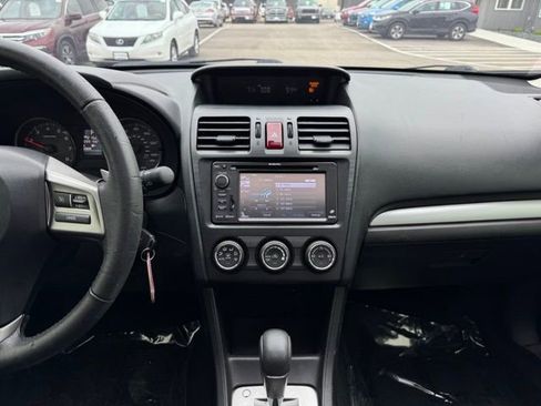 Used 2014 Subaru Crosstrek 2.0i Limited AWD/4WD image 2