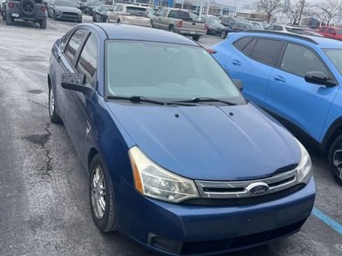 Used 2008 Ford Focus SE image 1