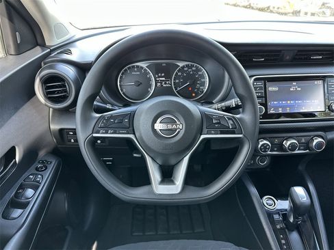 Certified 2022 Nissan Kicks S image 14