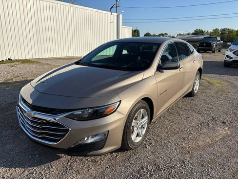 Used 2024 Chevrolet Malibu LT FWD image 7