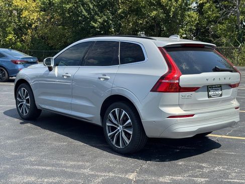 Used 2022 Volvo XC60 B5 Momentum w/ Advanced Package image 6