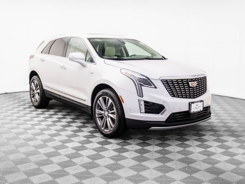 New 2026 Cadillac XT5 Premium Luxury w/ Driver Assist Package AWD/4WD image 7