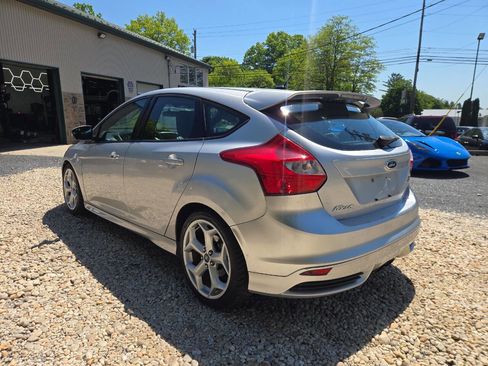 Used 2014 Ford Focus ST w/ Equipment Group 202A FWD image 6