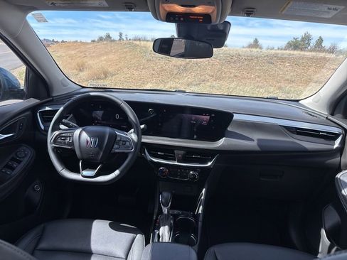 Used 2024 Buick Encore GX Sport Touring image 19