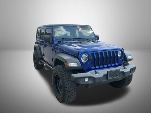 Used 2018 Jeep Wrangler Unlimited Sport S AWD/4WD image 2