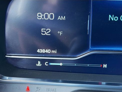 Used 2024 Chevrolet Tahoe Z71 image 41