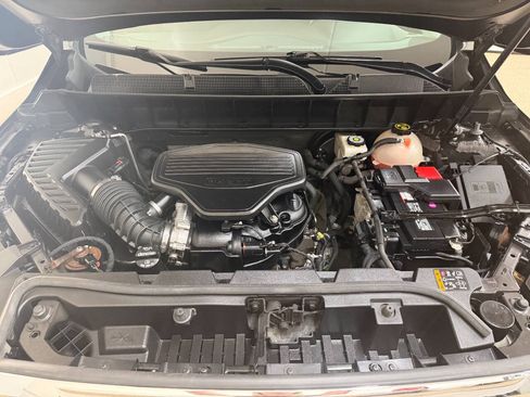 Used 2017 GMC Acadia SLE FWD image 23