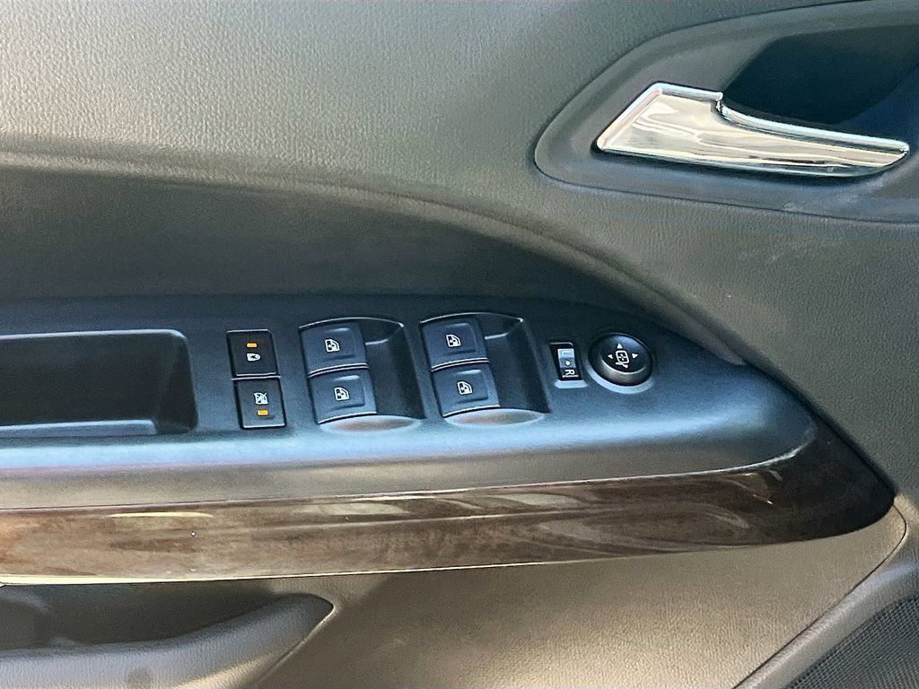 Used 2022 GMC Canyon Elevation w/ Trailering Package RWD image 17