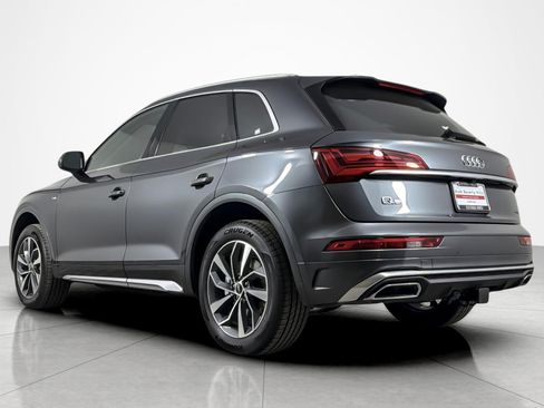 Used 2023 Audi Q5 2.0T Premium Plus w/ Premium Plus Package AWD/4WD image 3